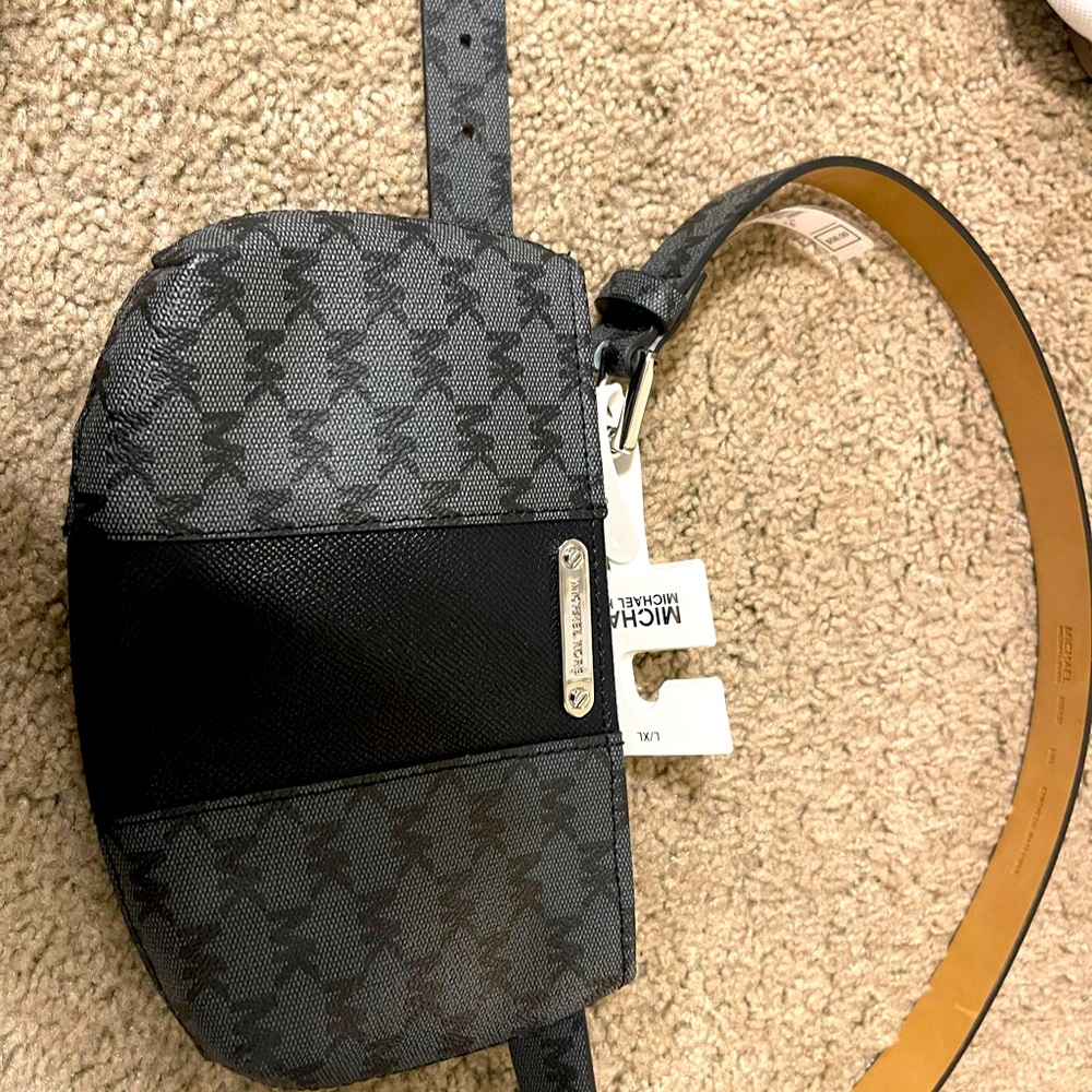 Michael Kors Fanny pack